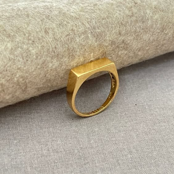 SILVER SIGNET RING