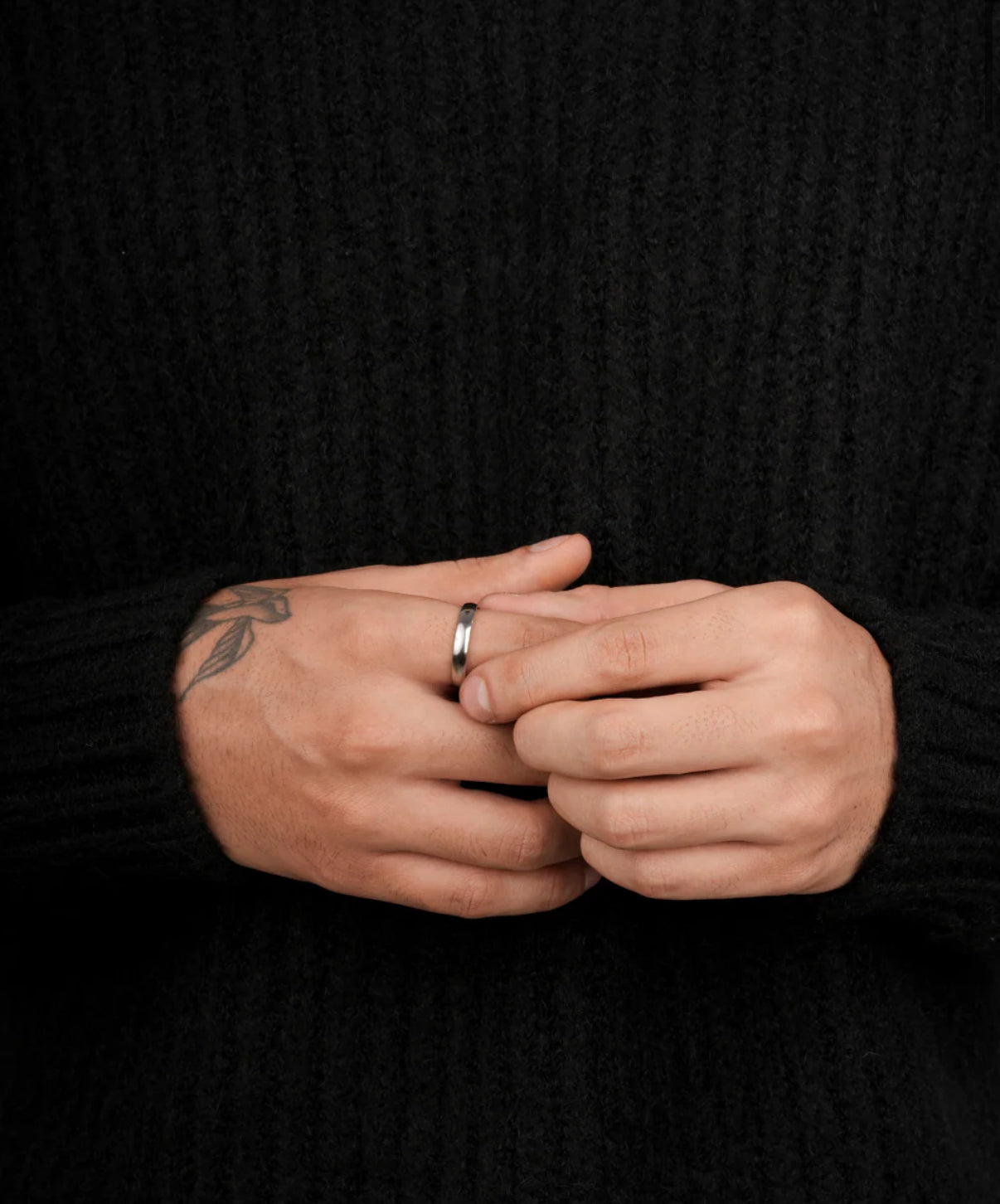 SILVER RING BAND