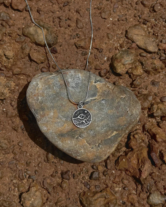WAVES PENDANT